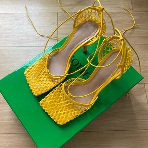 Preowned Bottega Veneta lace up